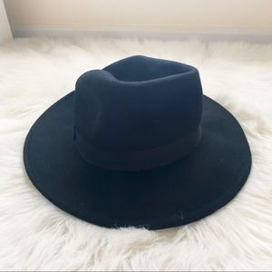 Charlotte Russe Black Felt Fedora Hat